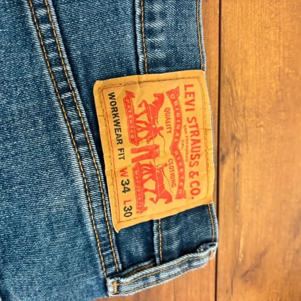Levi’s Workwear Fit Jeans Mens 34x30 (Fits 34x27.5 Hemmed) Medium Wash Denim